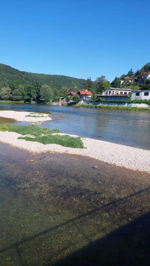 Apartman Mely Kulen Vakuf Extérieur photo
