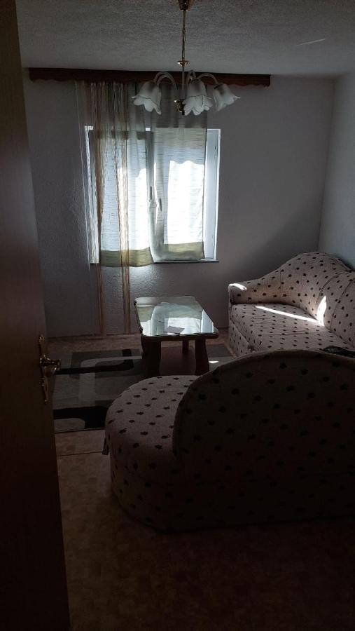 Apartman Mely Kulen Vakuf Extérieur photo