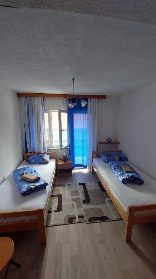 Apartman Mely Kulen Vakuf Extérieur photo